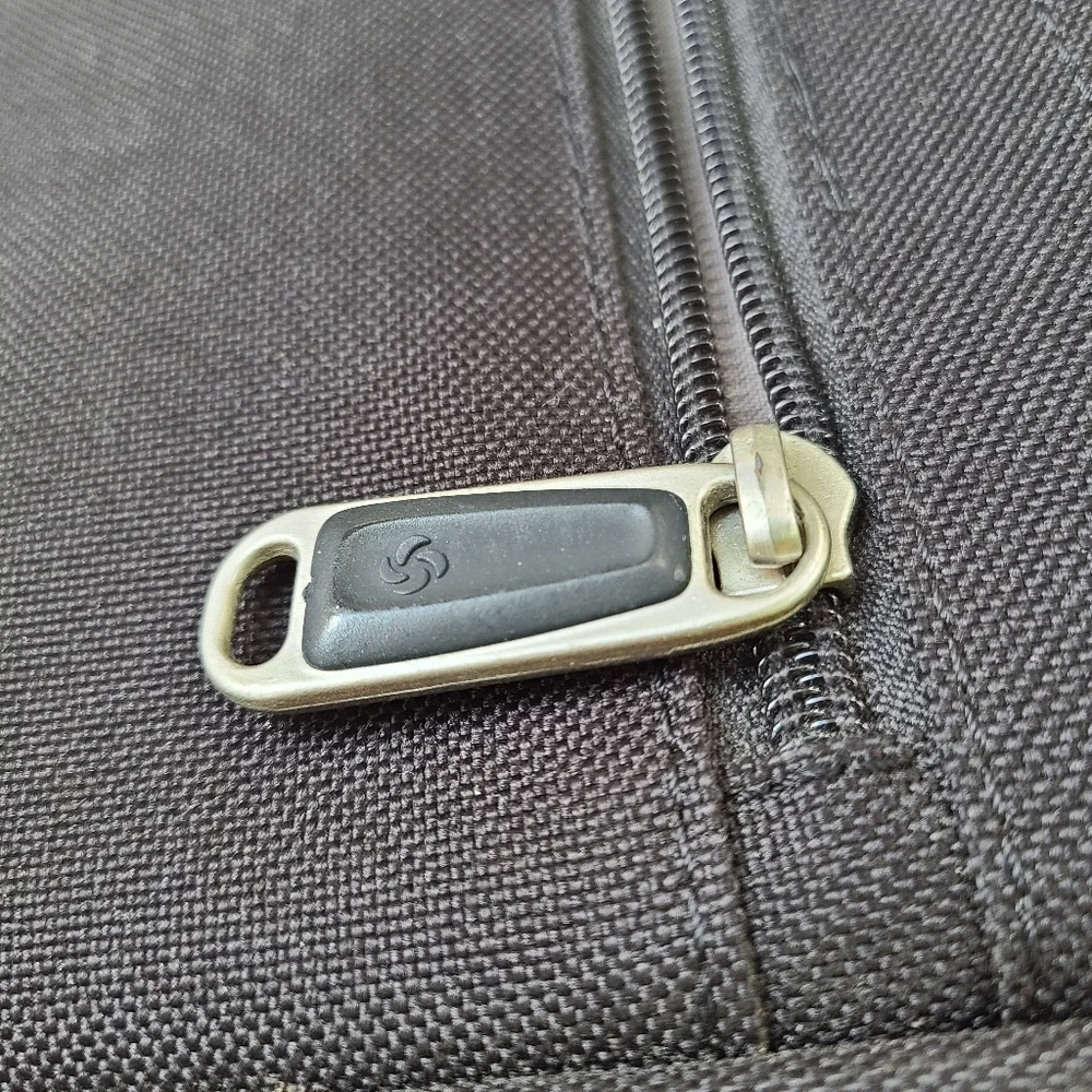 Samsonite Computer Laptop Bag Portfolio Messenger Bag Travel‎ Case Black
